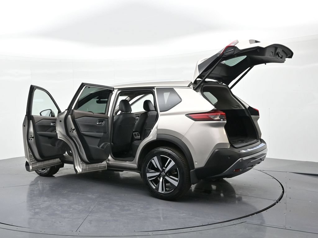 Used 2023 Nissan Rogue SL w/ SL Premium Package AWD/4WD image 28