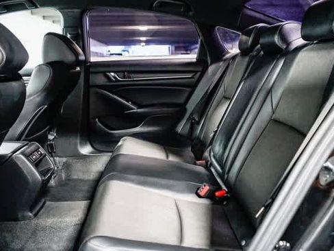 Used 2021 Honda Accord Sport image 17
