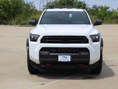 New 2026 Toyota 4Runner SR5 AWD/4WD image 2