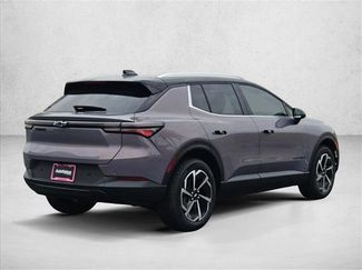 New 2026 Chevrolet Equinox EV LT video 2