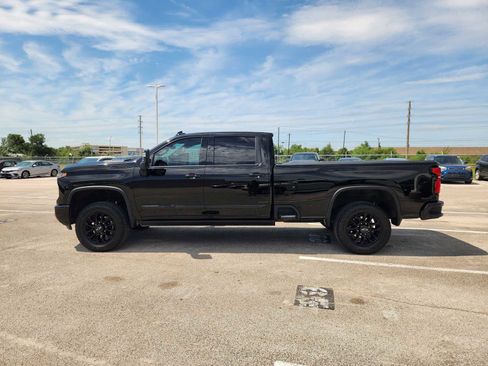 Used 2026 Chevrolet Silverado 3500 High Country w/ High Country Premium Package AWD/4WD image 4