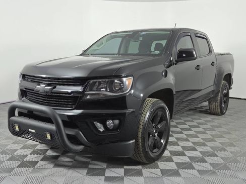 Used 2016 Chevrolet Colorado LT w/ Midnight Edition AWD/4WD image 3
