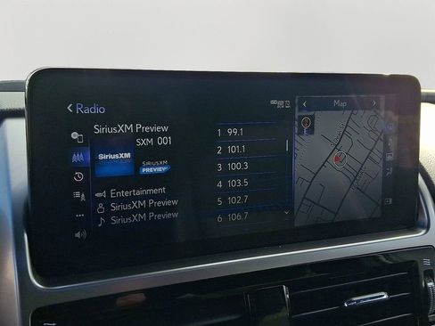 Used 2023 Lexus GX 460 Premium w/ Premium Package image 19