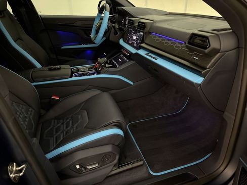 Used 2025 Lamborghini Urus SE image 79