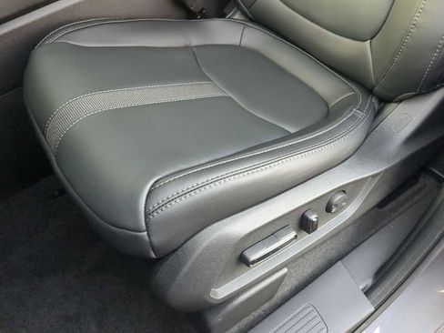 New 2025 Honda Pilot EX-L image 13