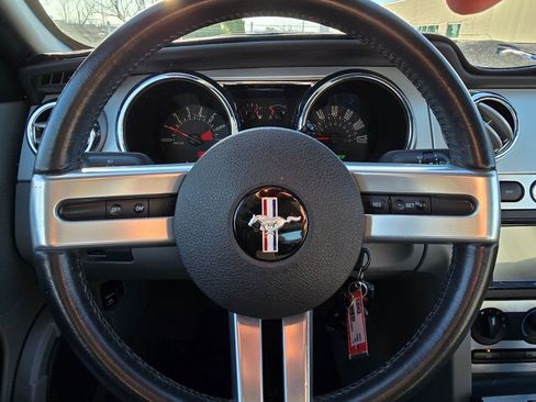 Used 2009 Ford Mustang V6 image 21