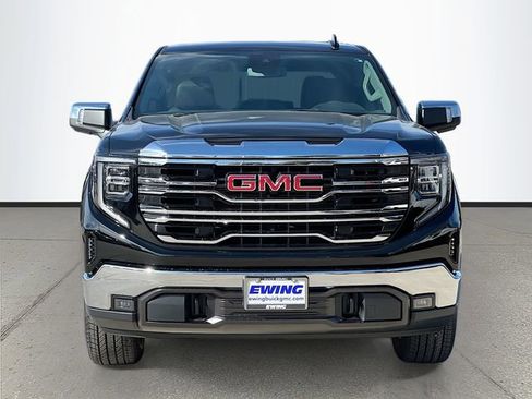 New 2026 GMC Sierra 1500 SLT image 2