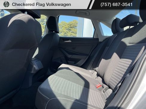 Used 2024 Volkswagen Jetta S image 23