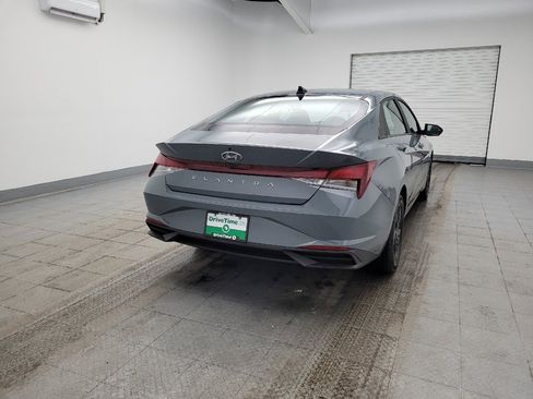 Used 2023 Hyundai Elantra SEL FWD image 7