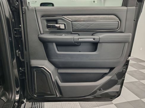New 2026 RAM 2500 Limited AWD/4WD image 29