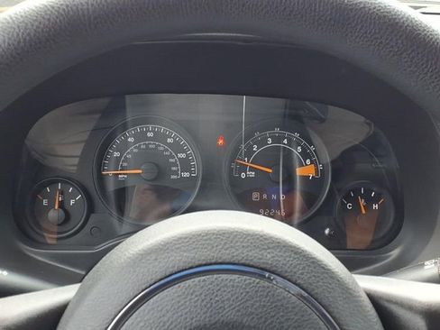 Used 2015 Jeep Compass Sport w/ Power Value Group FWD image 17