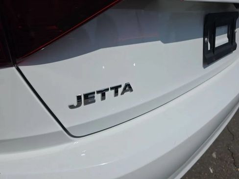 Used 2020 Volkswagen Jetta S w/ Driver Assistance Package FWD image 11