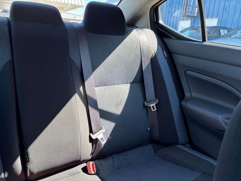 Used 2025 Nissan Versa SV FWD image 35