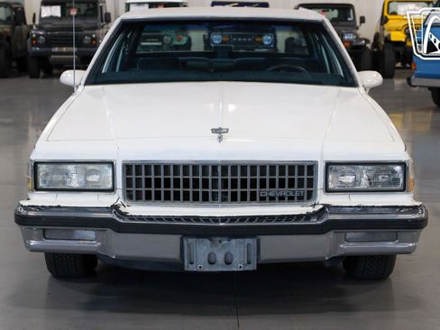 Used 1989 Chevrolet Caprice Classic Brougham image 3