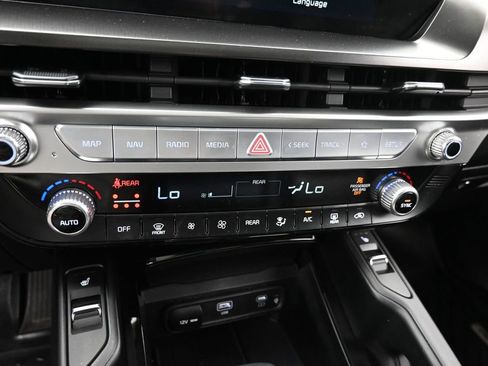 Used 2023 Kia Telluride S w/ S Sunroof Package AWD/4WD image 23