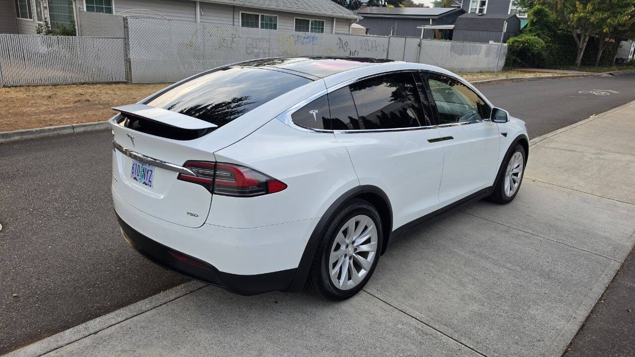 Used 2017 Tesla Model X 75D AWD/4WD image 6