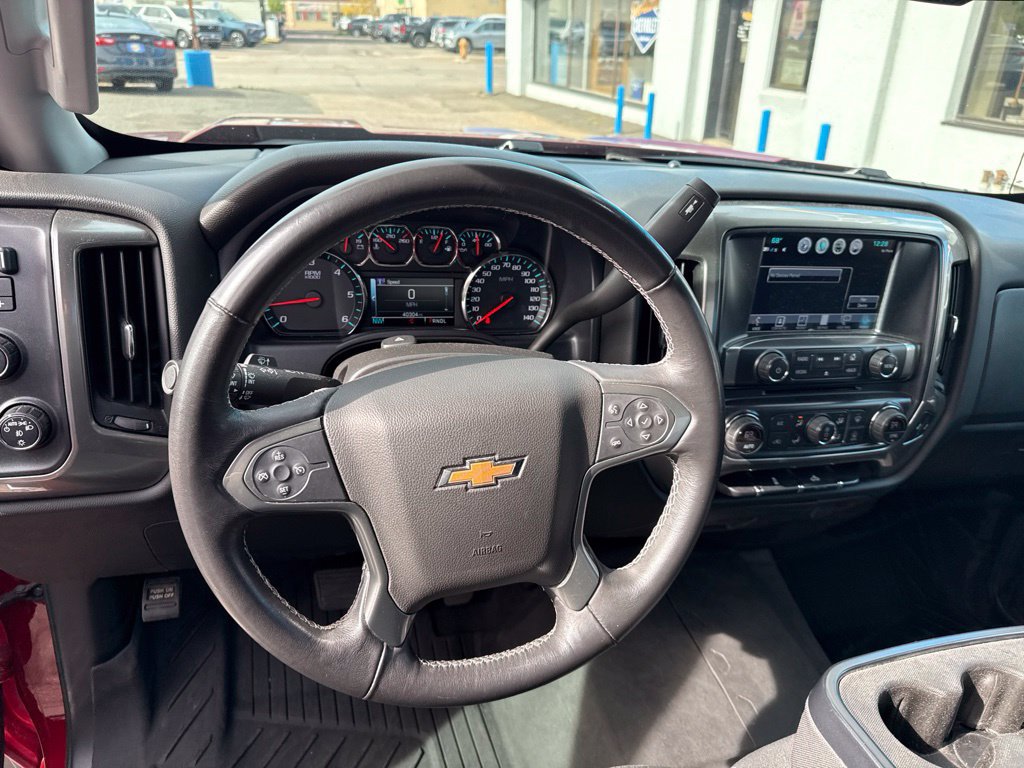 Used 2018 Chevrolet Silverado 1500 LT w/ All Star Edition AWD/4WD image 28