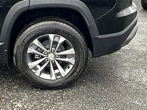 New 2026 Chevrolet Equinox LT w/ Safety and Technology Package image 9