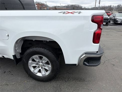 Used 2022 Chevrolet Silverado 1500 LT image 6