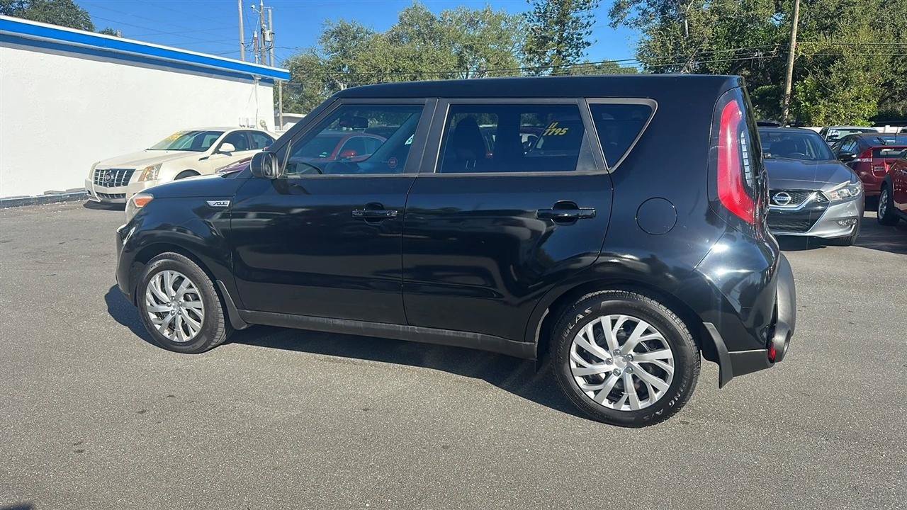 Used 2015 Kia Soul FWD image 3
