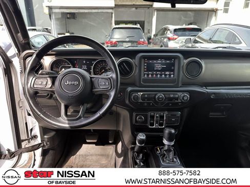 Used 2021 Jeep Wrangler Unlimited Sport image 19