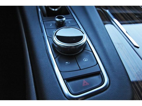 Certified 2024 Cadillac Escalade Luxury image 26