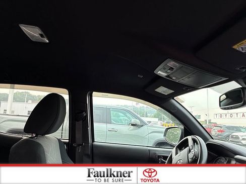 Used 2023 Toyota Tacoma TRD Sport w/ Black Out Package (TMS) AWD/4WD image 10