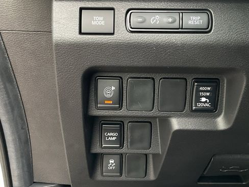 New 2026 Nissan Frontier SV image 30