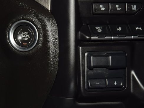 Used 2022 GMC Sierra 2500 Denali w/ Denali Ultimate Package image 36