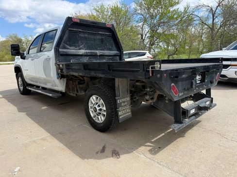 Used 2024 Chevrolet Silverado 2500 LT w/ Convenience Package AWD/4WD image 5