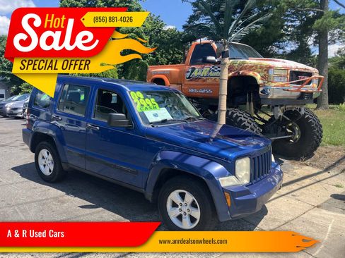 Used 2009 Jeep Liberty Sport AWD/4WD image 1