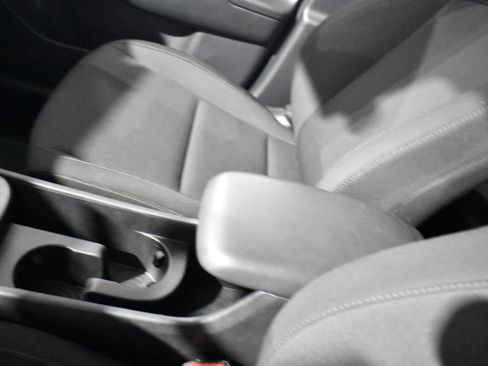 Used 2025 Hyundai Kona SEL FWD image 21