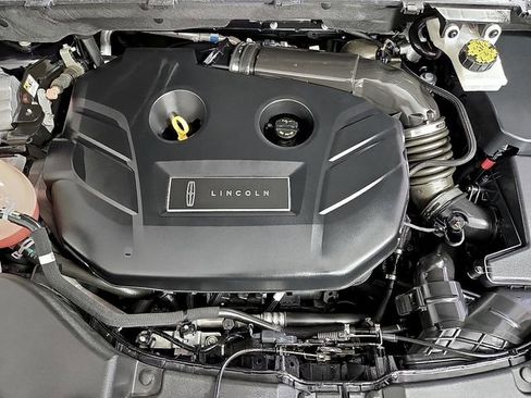 Certified 2019 Lincoln MKC Reserve w/ MKC Climate Package image 29