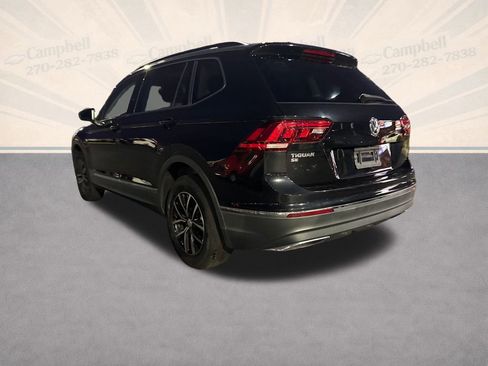 Used 2021 Volkswagen Tiguan SE w/ Panoramic Sunroof Package image 3