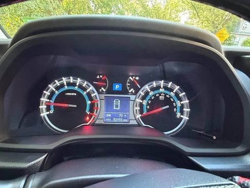 Used 2019 Toyota 4Runner Limited image 18