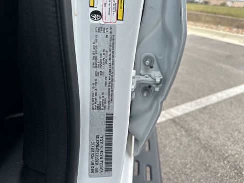 Used 2023 RAM 1500 Big Horn image 45