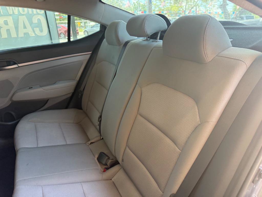 Used 2018 Hyundai Elantra Value Edition w/ Cargo Package FWD image 28