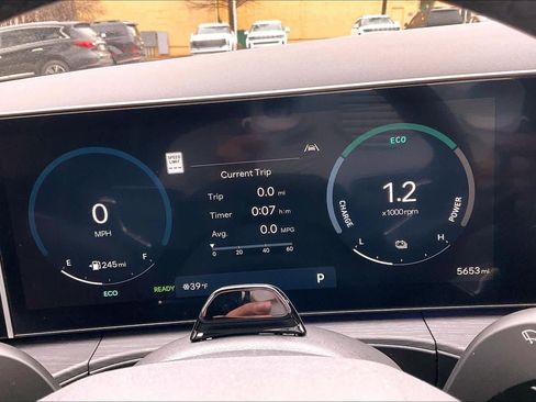 Certified 2025 Hyundai Santa Fe Limited image 19