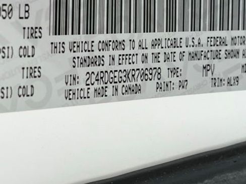 Used 2019 Dodge Grand Caravan GT image 28