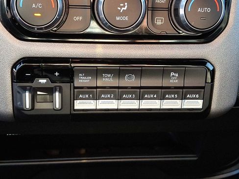 Used 2022 RAM 3500 Tradesman w/ Towing Technology Group image 25