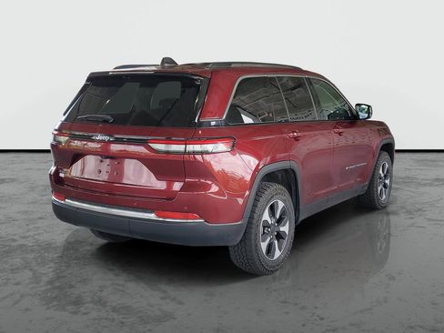 Used 2024 Jeep Grand Cherokee Limited 4xe AWD/4WD image 2