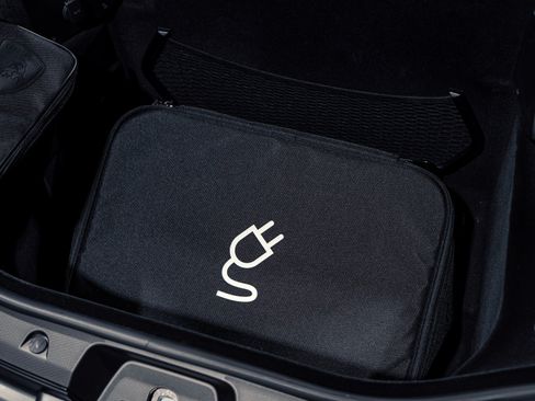 Used 2025 Lamborghini Revuelto AWD/4WD image 61