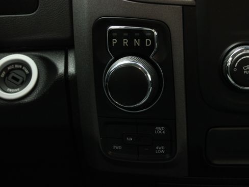 Used 2019 RAM 1500 Express image 25