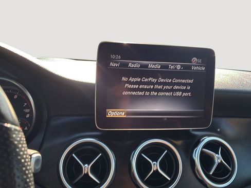 Used 2019 Mercedes-Benz GLA 250 4MATIC image 33