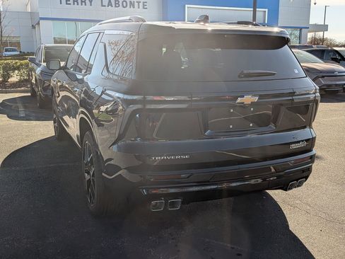 New 2026 Chevrolet Traverse High Country FWD image 6