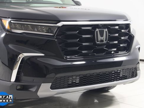 Used 2023 Honda Pilot Elite image 45