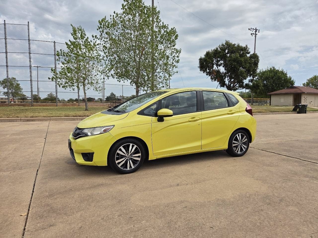 Used 2016 Honda Fit EX image 2