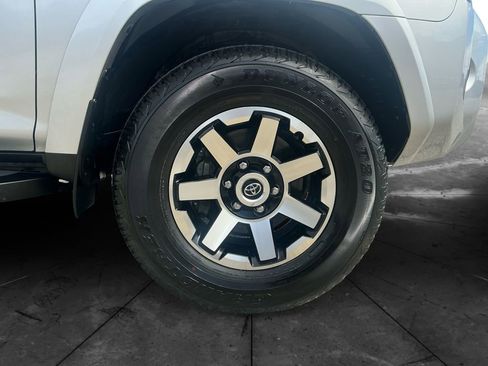 Used 2024 Toyota 4Runner TRD Off-Road Premium w/ Off Road Premium Plus Package image 15