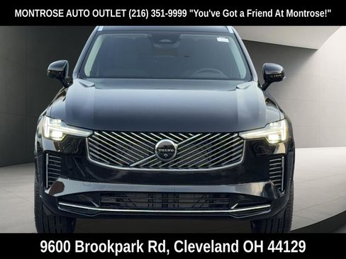 New 2026 Volvo XC90 B6 Plus w/ Protection Package Premier AWD/4WD image 8