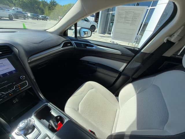 Used 2020 Ford Fusion SE w/ Equipment Group 151A FWD image 20